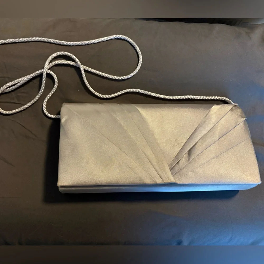 Vintage Kate Landry Silver Pleated Cloth Clutch Plus